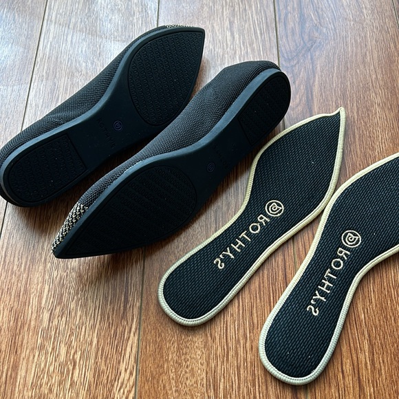 Rothy’s The Point Licorice Black Gold Limited Edition 6.5 EUC. Rare & Retired. - Picture 6 of 6